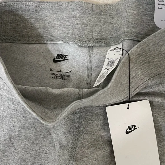 Grey Nike Biker Shorts - Picture 3 of 3